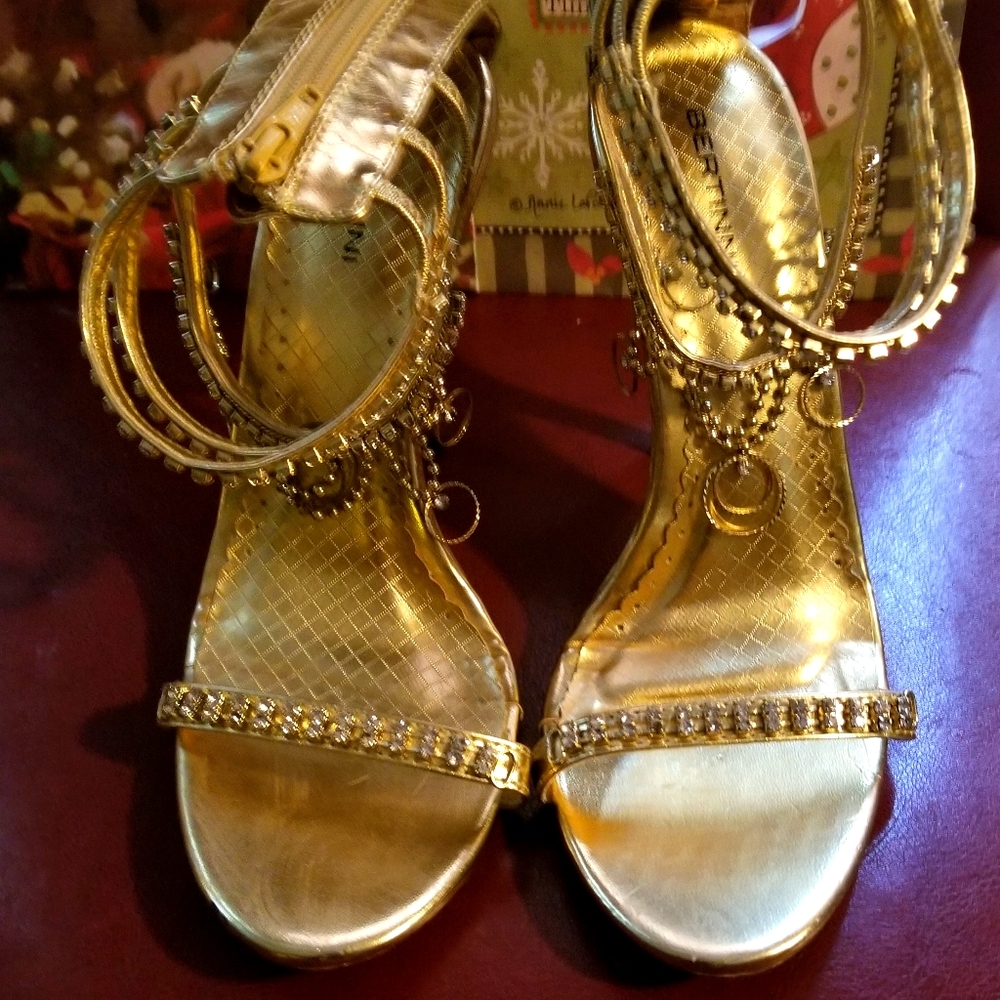 Bertinni 8.5 Gold Heels w/Bejeweled Ankle Straps